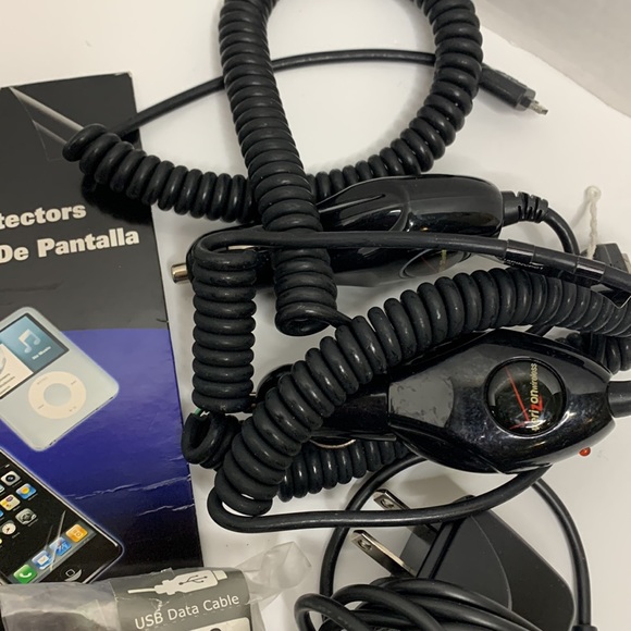 Bundle Verizon Cell Phone Chargers Earphones Car Chargers Motorola AC Adapters - Picture 8 of 11